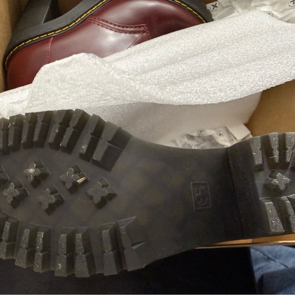 Dr. Martens Persephone ShirazOx Blood Lace-Up Boots 6-hole Platform Heeled Docs - Picture 9 of 16